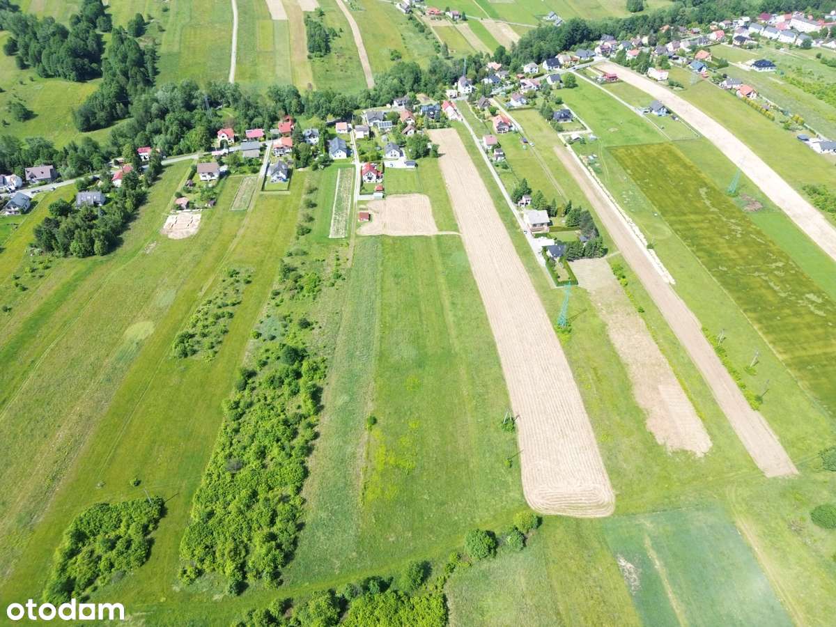 Na sprzedaż działka w malowniczej okolicy-1