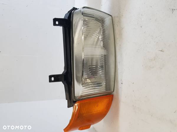 LAMPA PRAWA PRZEDNIA VOLKSWAGEN T4 T 4 - 1