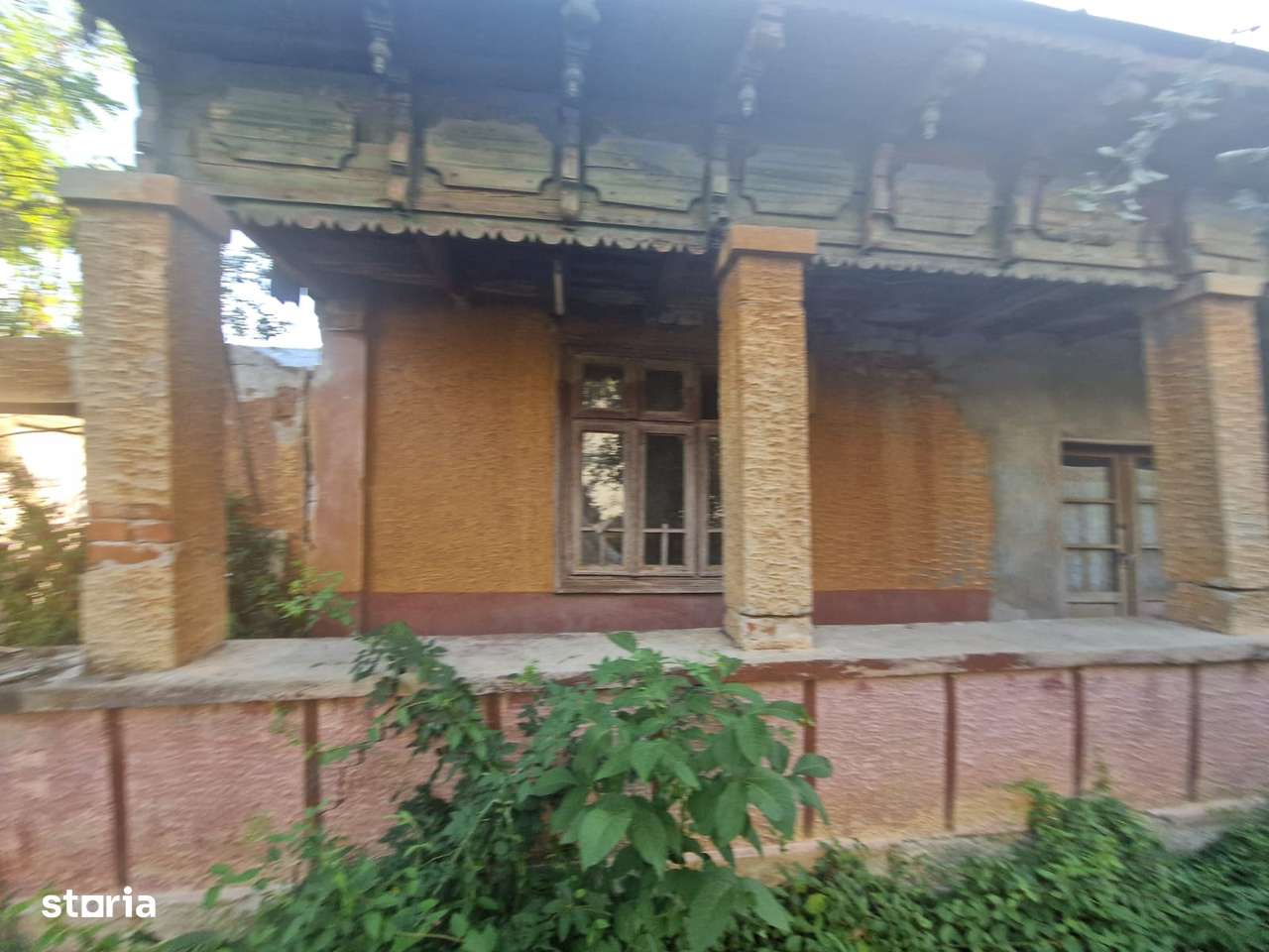 Cornetu - str. Garoafei, vanzare teren intravilan 1.600mp, stradal-11