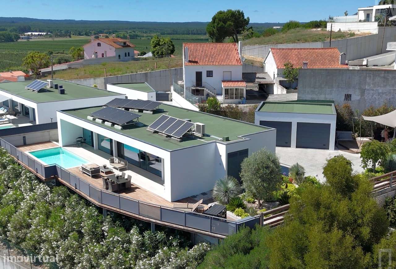 Imagine viver entre o charme tranquilo do campo e a energia vibrante d - Grande imagem: 2/15