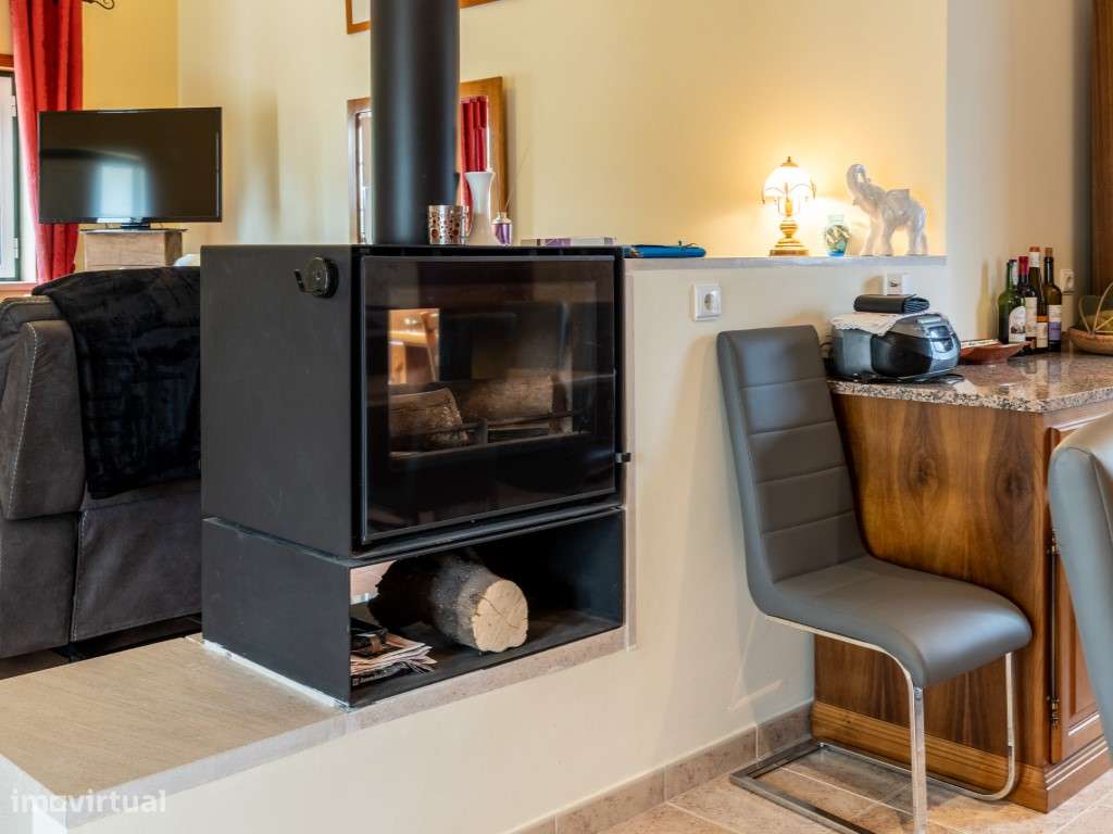 Magnífica Moradia Térrea T3+2 de estilo tradicional com terreno de ...-7