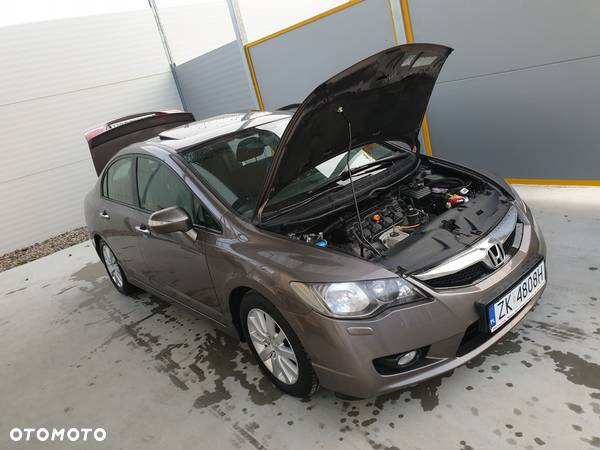 Honda Civic 1.8 Executive - 2