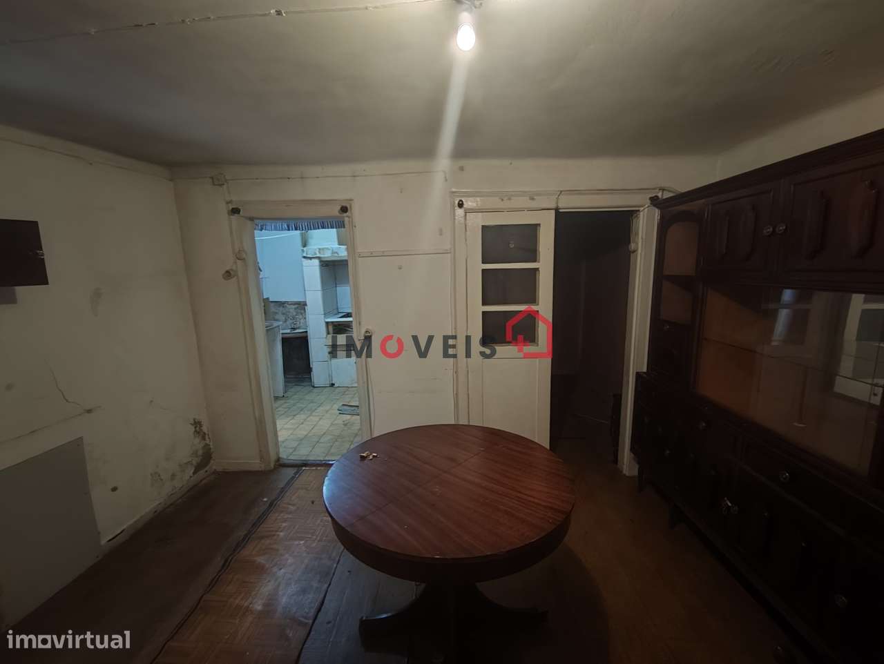 Prédio em Propriedade Horizontal | 4 apartamentos para obras | Lisboa - Grande imagem: 2/7