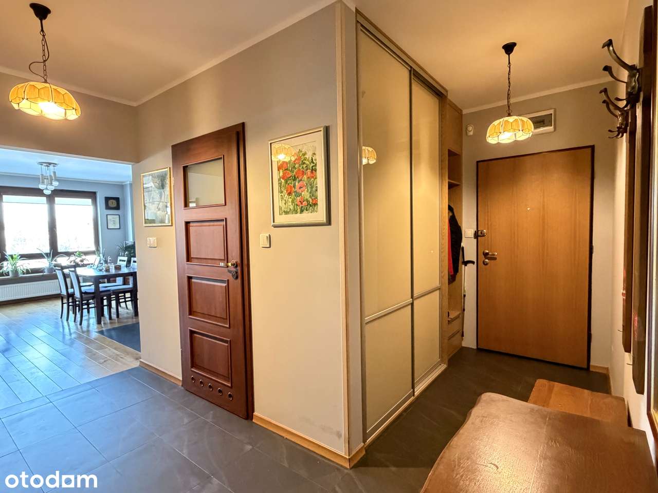 81 m2, 3-pokojowe mieszkanie - w cenie: garaż i kom.lokatorska-9