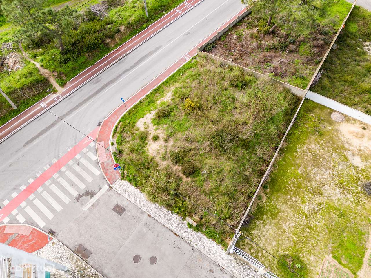 TERRENO URBANO PARA CONSTRUÇÃO | 339M2 | SOBREDA | ALMADA - Grande imagem: 4/27