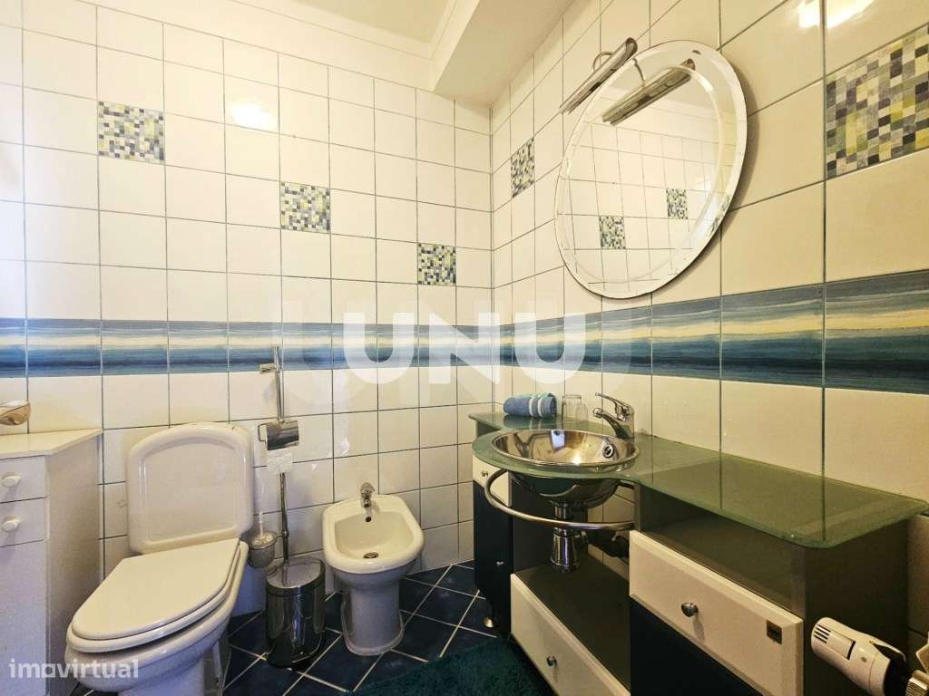 Moradia em Banda T5 - A 5 Minutos do Centro da Cidade de Viseu-17