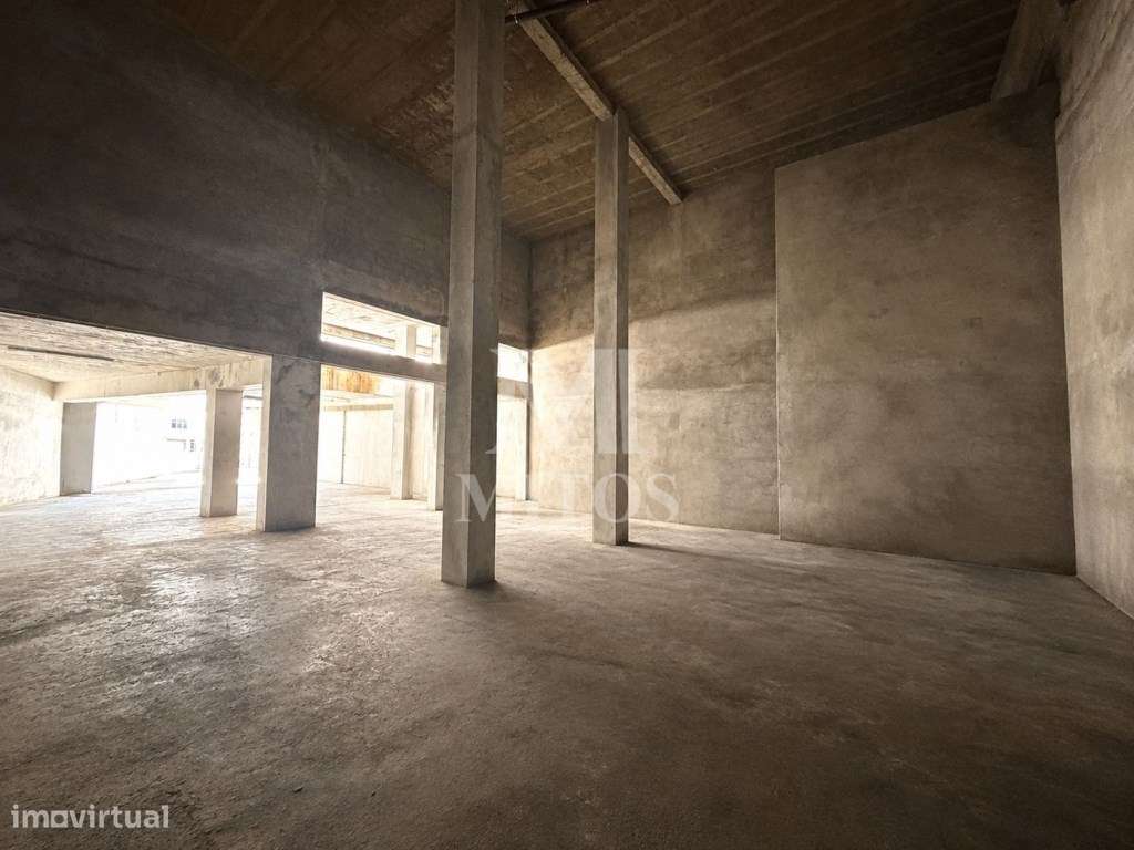 Armazém com 193 m² para venda em Darque - Viana do Castelo-6