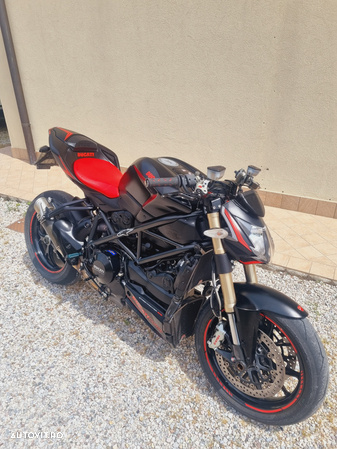 Ducati Streetfighter - 6