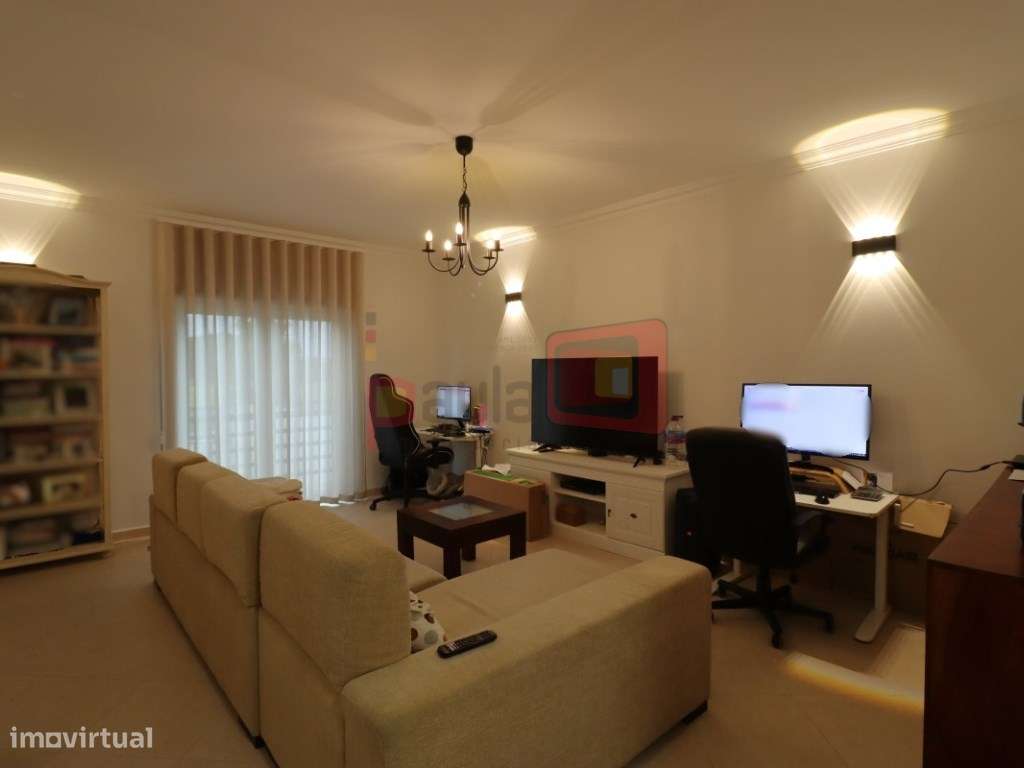 MORADIA GEMINADA T2 + 2 - SÃO FRANCISCO - Grande imagem: 5/45