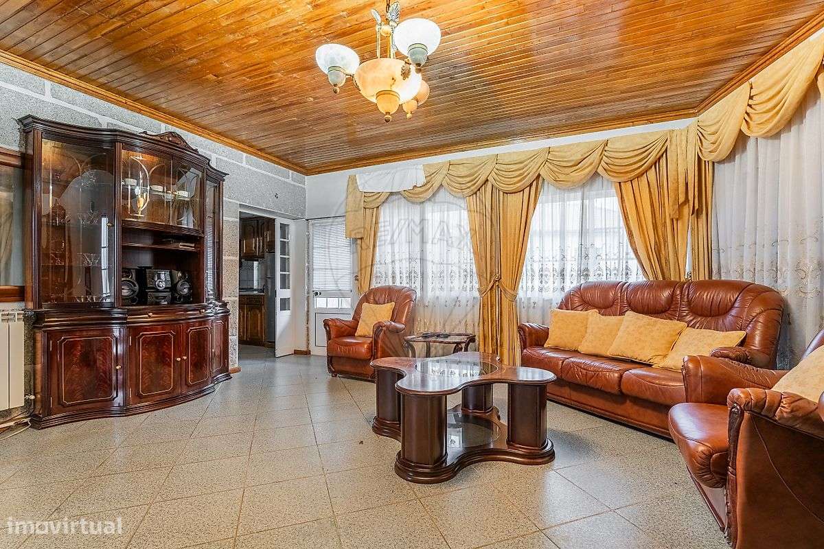 Moradia T3 para venda-8