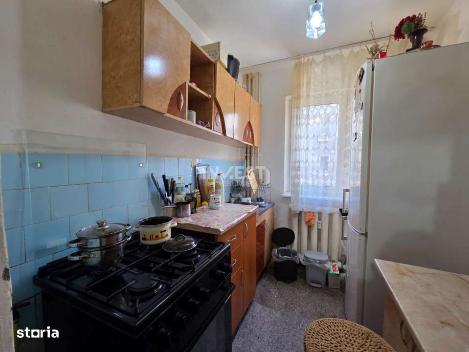 DE VANZARE-APARTAMENT 3 CAMERE-DACIA-6