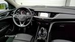 Opel Insignia - 19