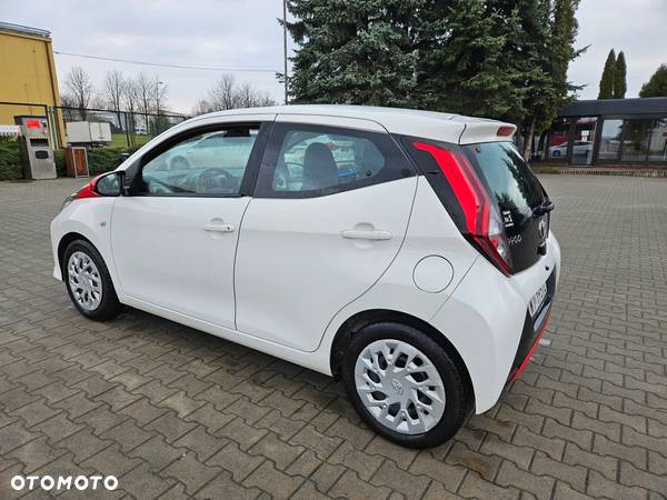 Toyota Aygo 1.0 VVT-i JBL Edition - 4