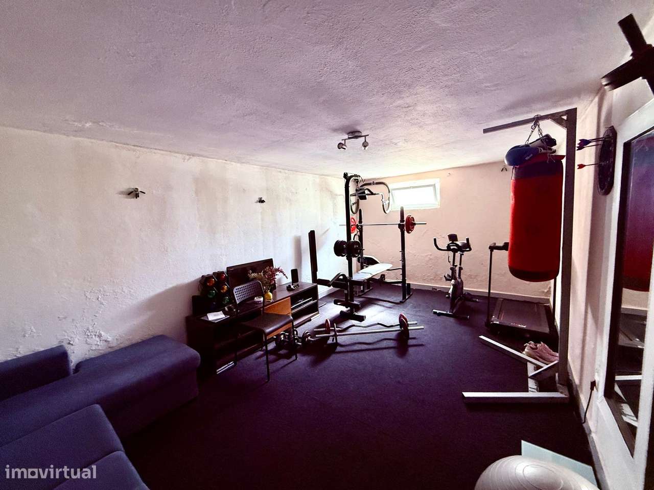 Moradia de 4 quartos, inserida num terreno com 367 m².-26