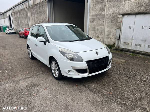 Renault Scenic - 4