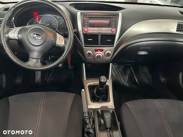 Subaru Forester 2.0i Comfort - 24