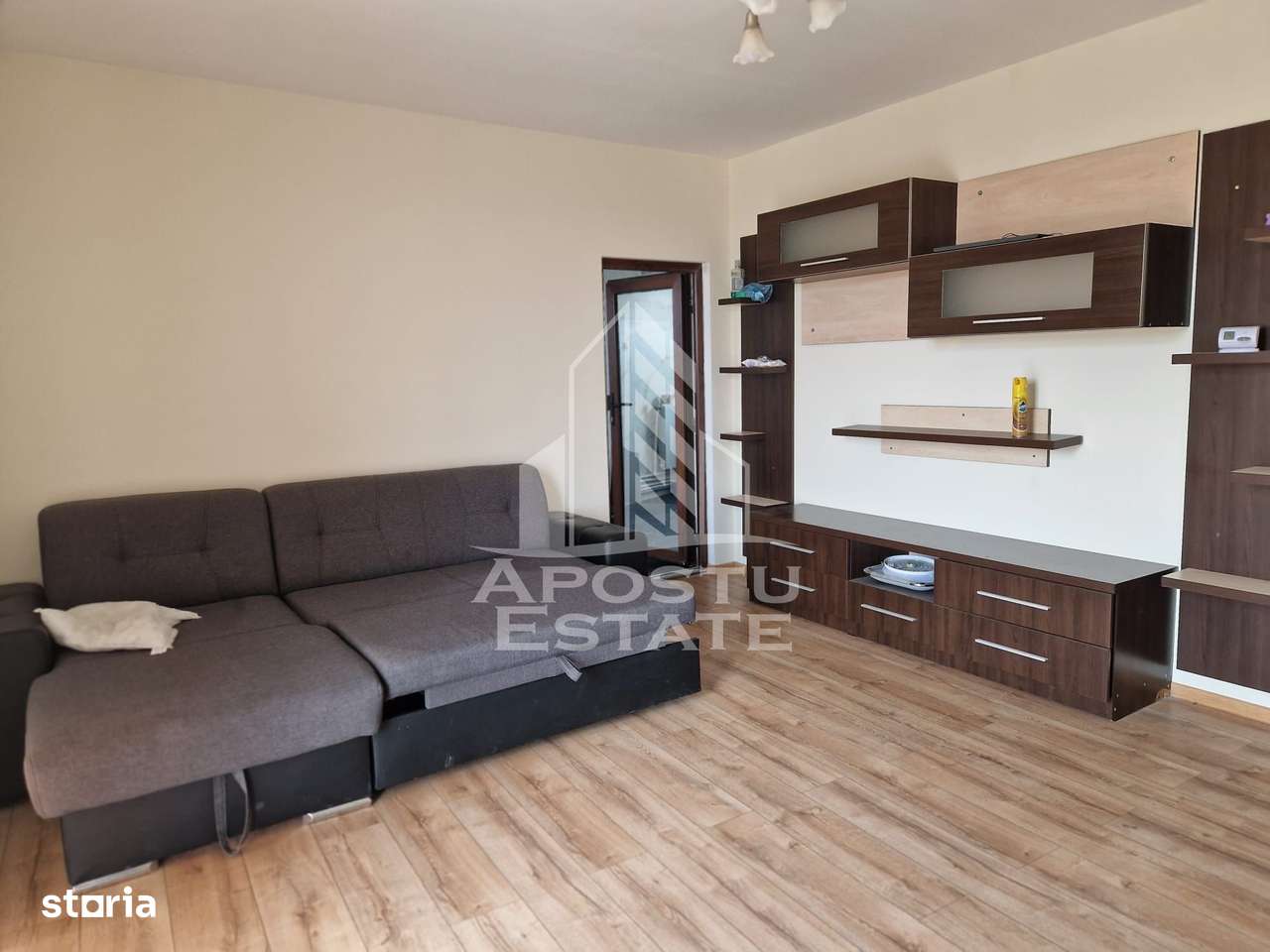 Apartament cu 3 camere ,80 mpu semidecomandat ,Parneava Pet Friendly - Imagine principală: 4/10