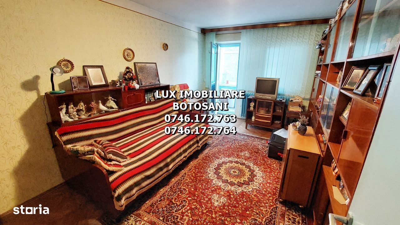 Apartament 4 camere, Maxim Gorki
