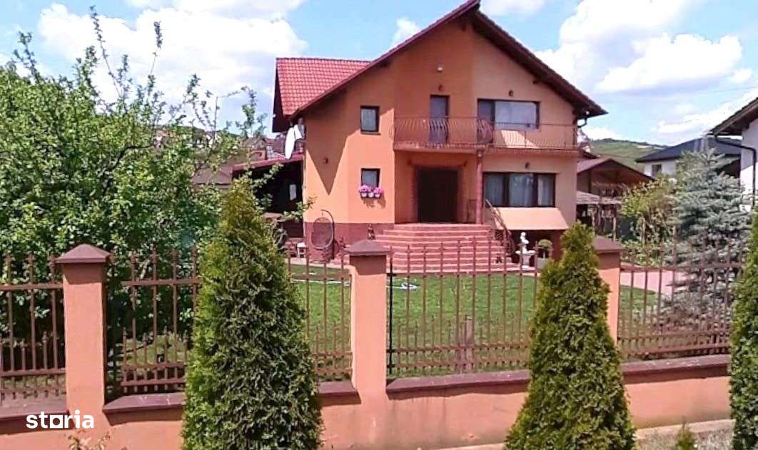 Casă Sâncraiu de Mureș - Zonă Rezidențială-0