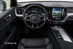 Volvo XC 60 B4 B Plus Dark - 19