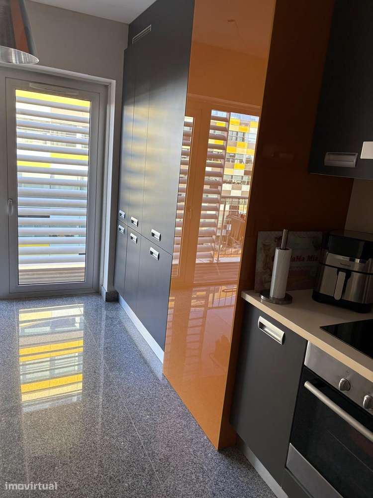 Exclusivo Apartamento T4 em condomínio fechado-23