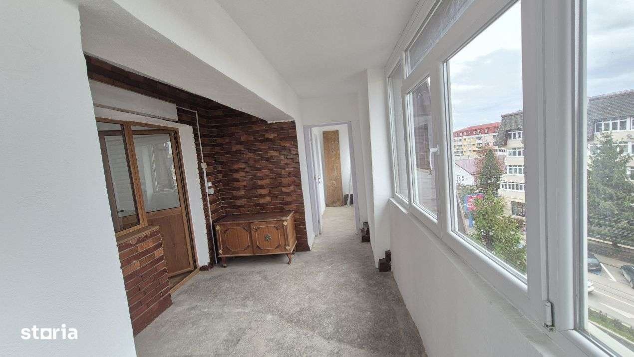 Vanzare apartament 3 camere - zona Casei de Cultura - Imagine principală: 4/10