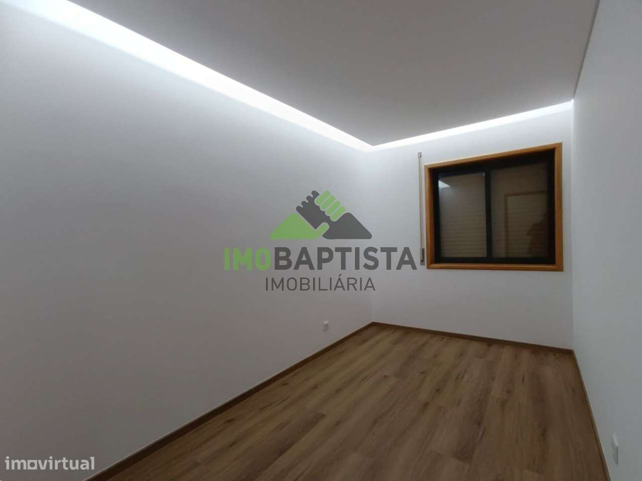 Apartamento T1+1 em Canedo-8