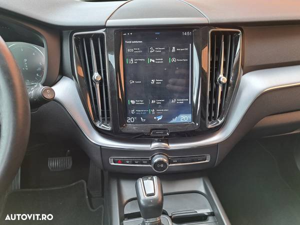 Volvo XC 60 D4 Geartronic Momentum Pro - 12