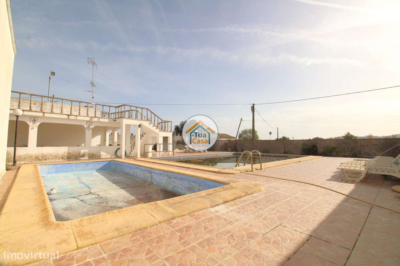 Quinta T4 com 18.750 m2 de Terreno em Redondo - Grande imagem: 2/43