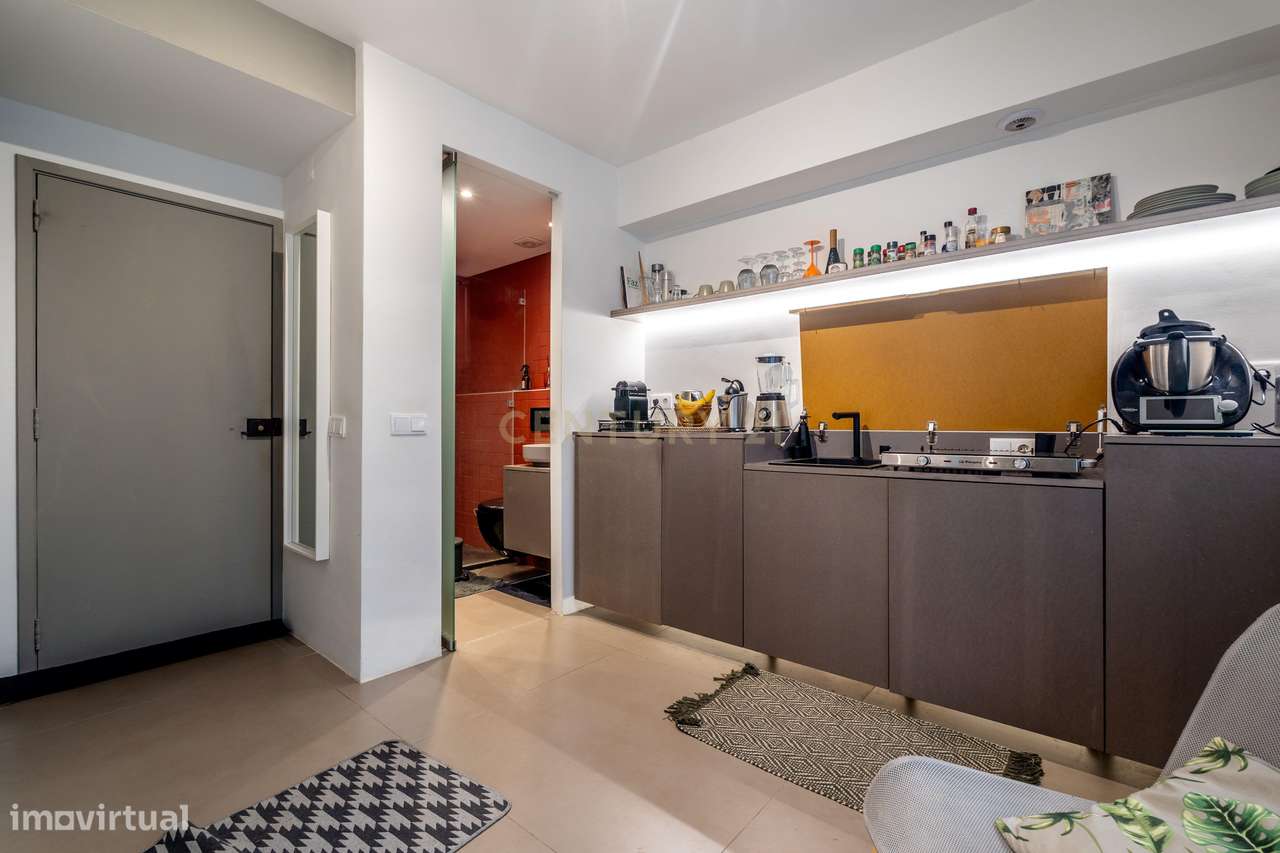 T0/Estúdio no centro de Portimão, E se o seu dinheiro começasse finalm - Grande imagem: 4/22