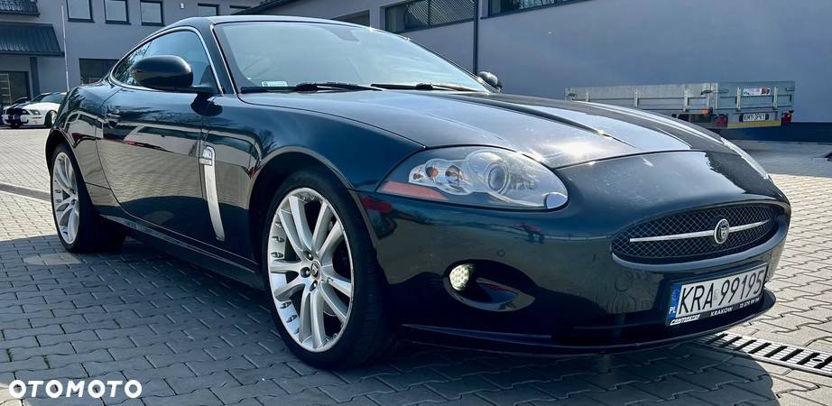 Jaguar XK 4.2 V8 - 8