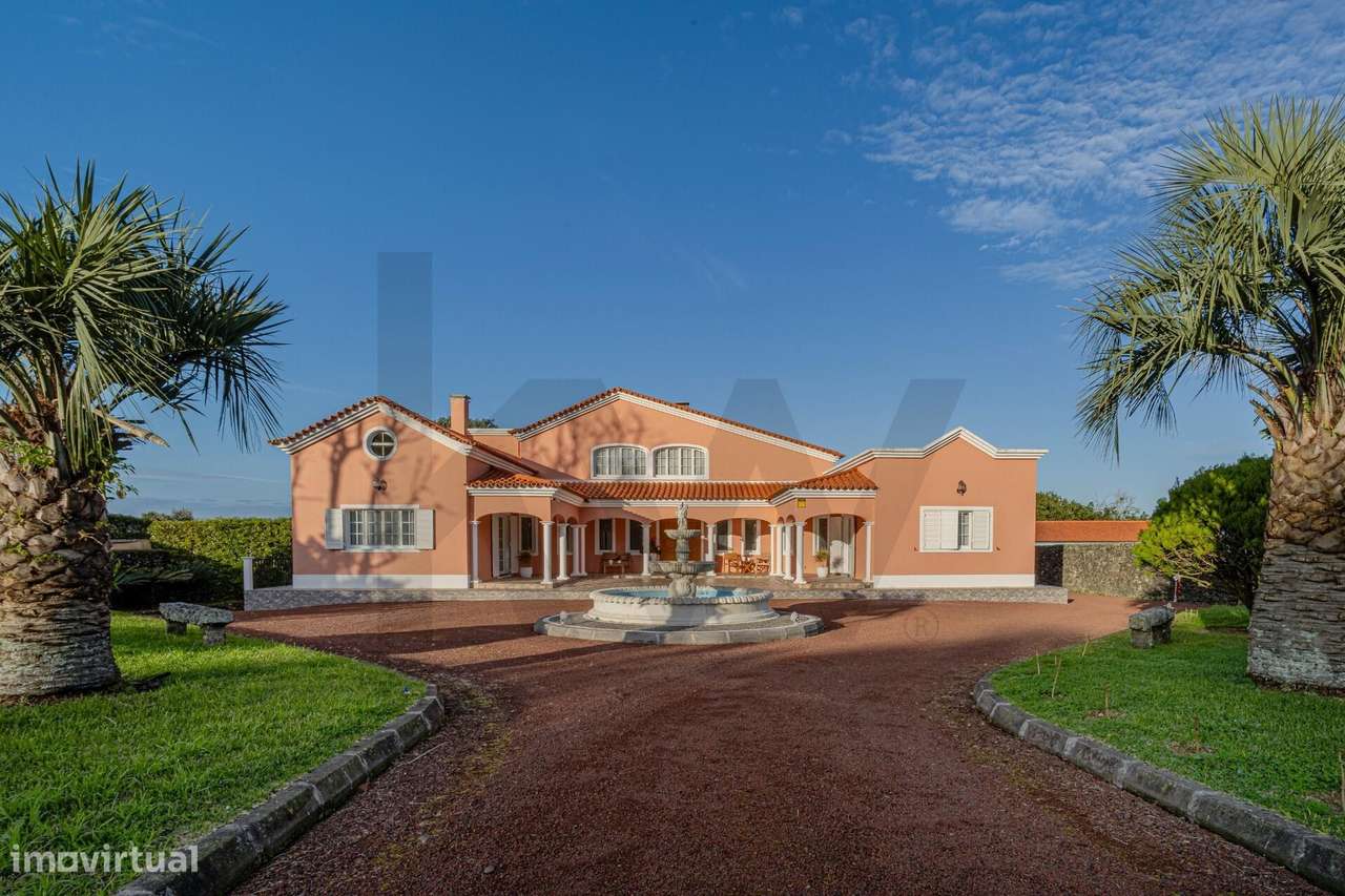 Moradia de Luxo | Moradia T7 nos Fenais da Luz - Grande imagem: 3/56