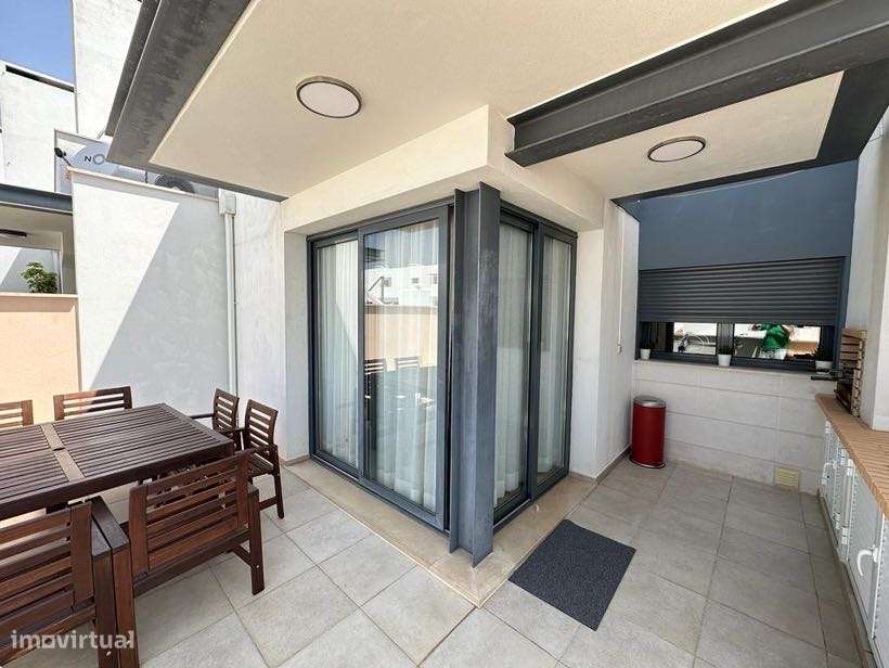 Moradia em Banda T3 Venda em Quarteira,Loulé - Grande imagem: 4/29