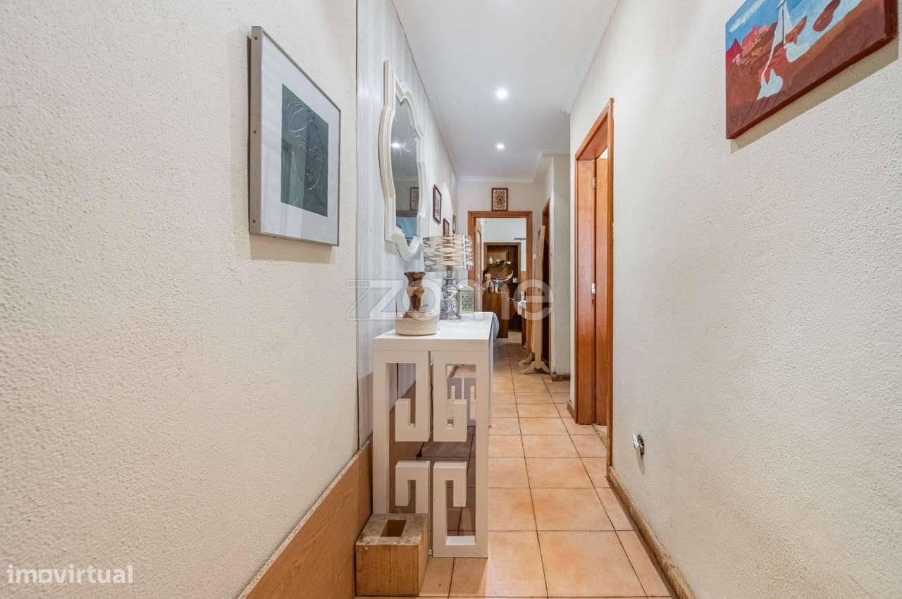 Moradia Geminada T3 em Valbom - Grande imagem: 3/18