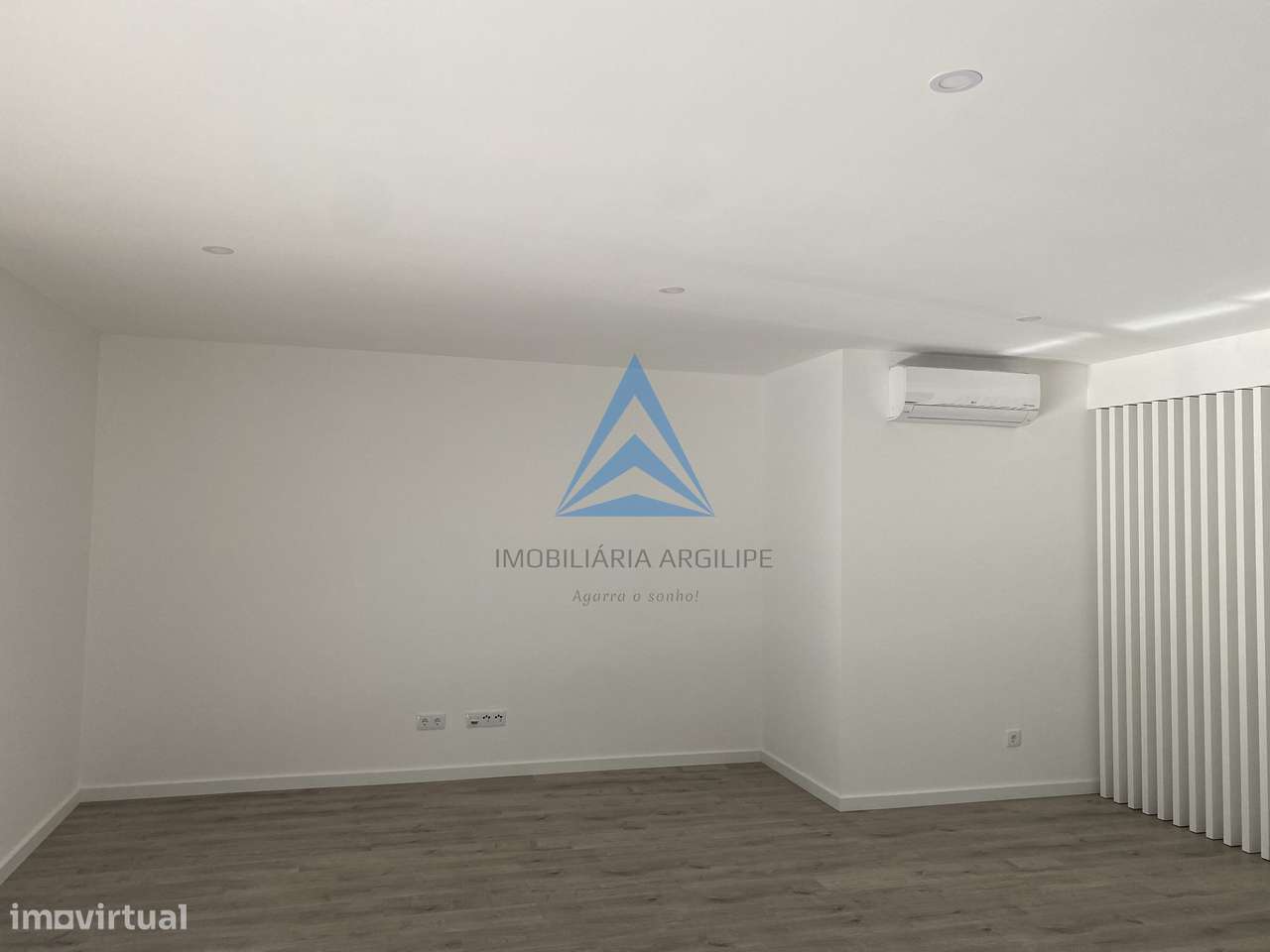 APARTAMENTO T3 - POMBAL - Grande imagem: 1/23