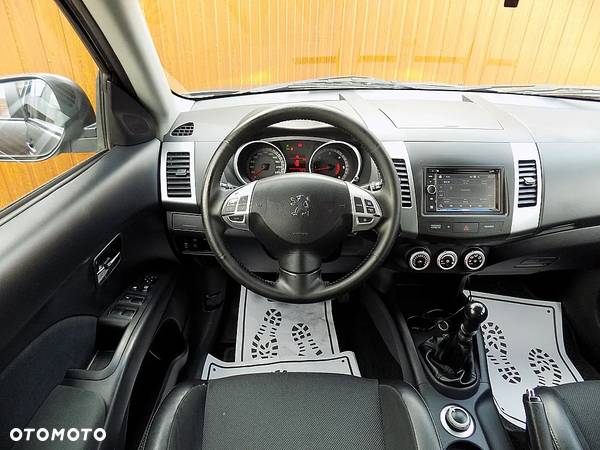 Peugeot 4007 2.2HDi Premium - 13
