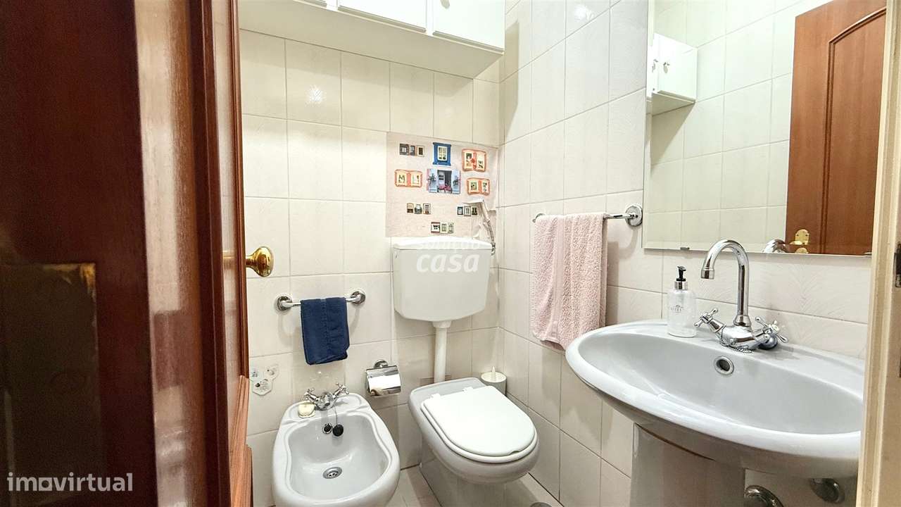Apartamento T2+1 com Garagem, no Jardim Soares dos Reis!-9