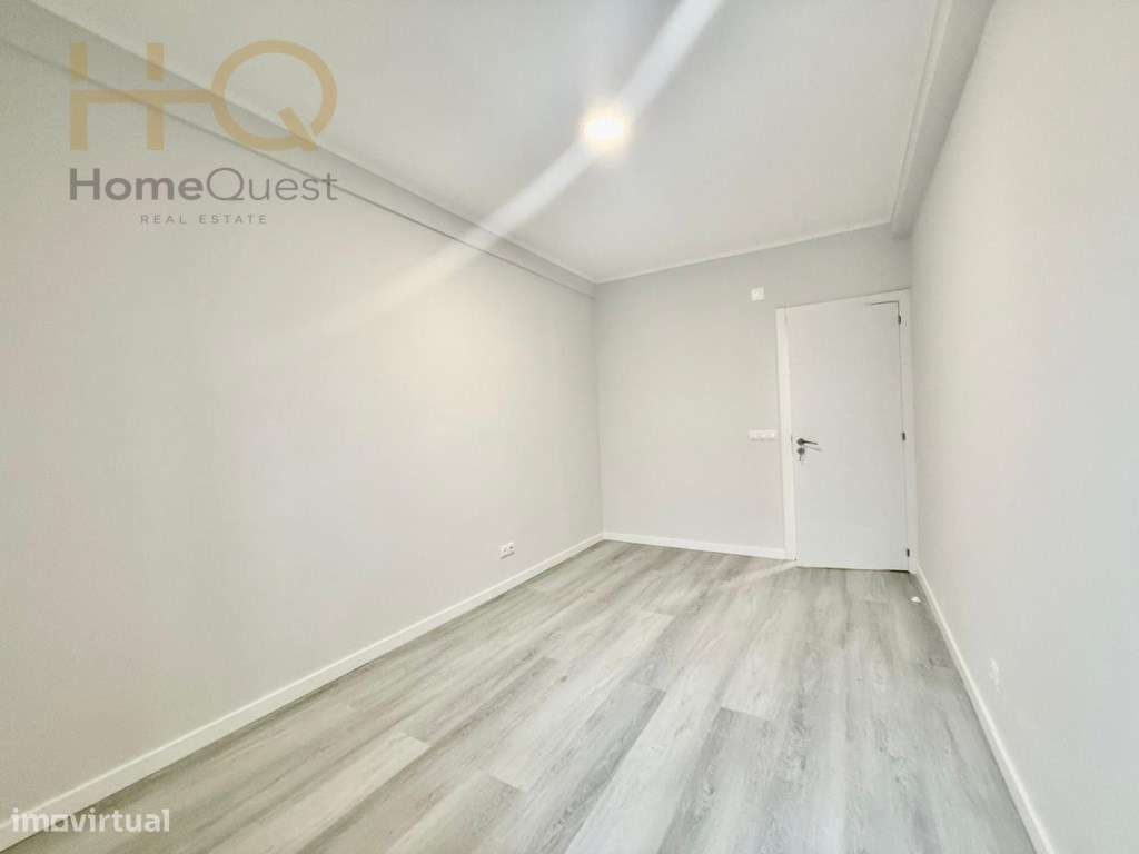 Apartamento T2 remodelado no centro de Oeiras-8