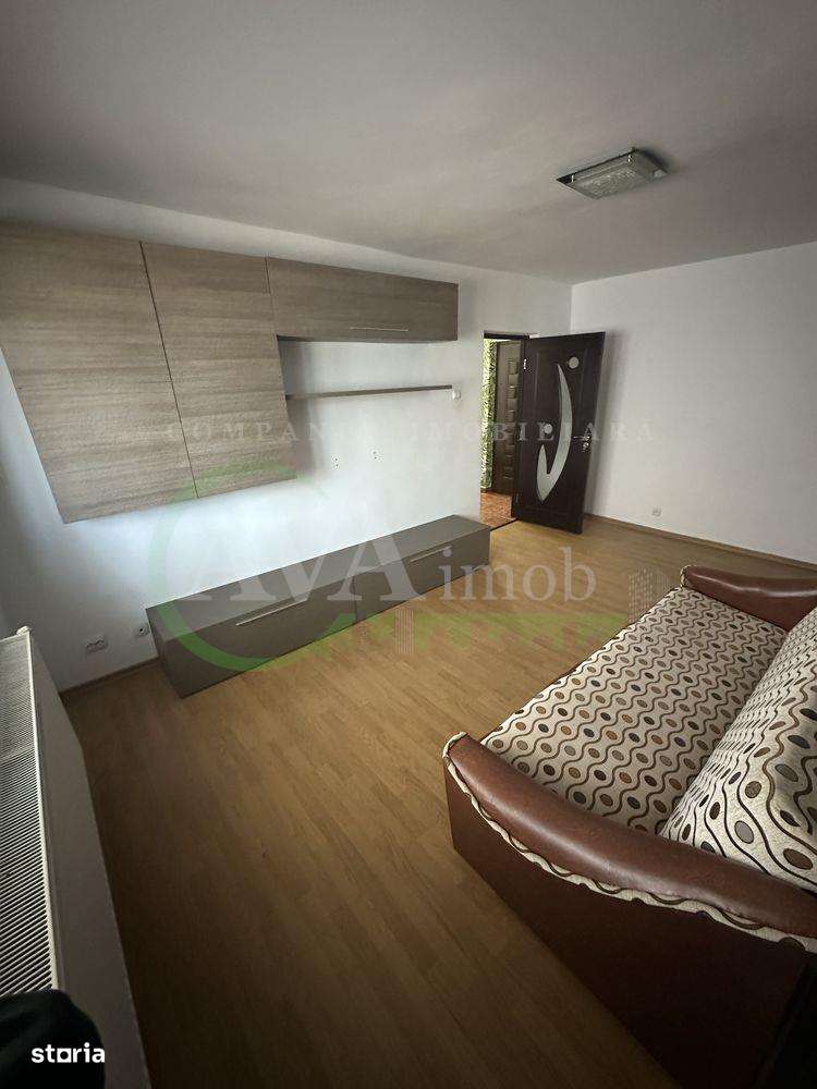 Apartament 2 camere decomandat, zona Mioritei - Imagine principală: 1/8