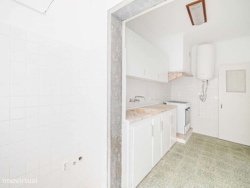 T2+1 Venteira Amadora (Á Segurança Social)-16