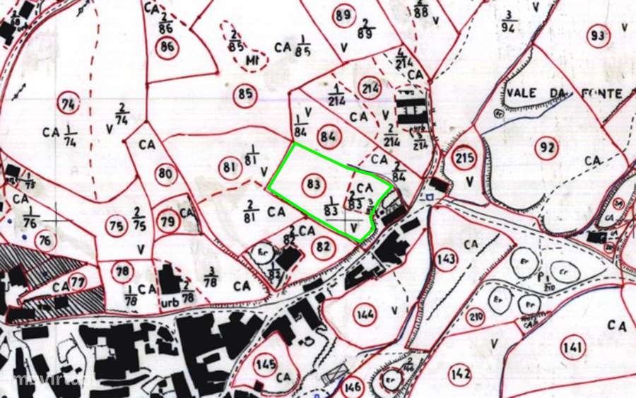 Terreno urbanizável, com vista excepcional, bom acesso, Miragaia-4