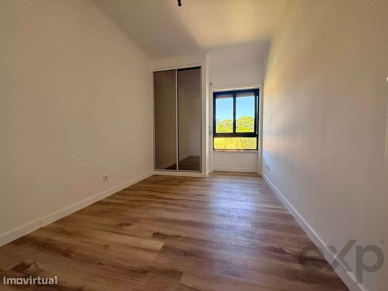 Apartamento T3 Feijó, Almada remodelado-6