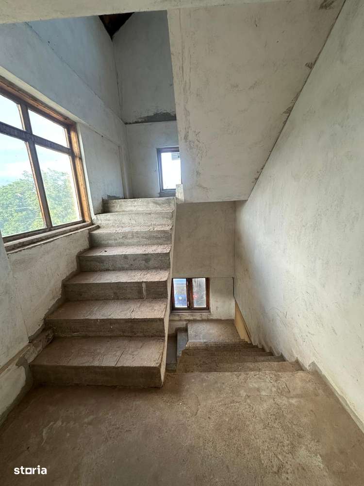 Casa/Hala 1000 mp p+1+m si cabana 130 mp, teren 977, 3 km  de Pitesti-8