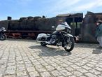 Harley-Davidson Touring Road Glide - 2