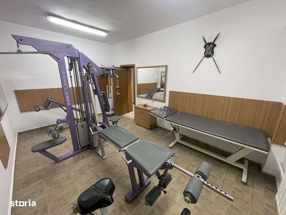 Casa spectaculoasa in Sinaia, cu facilitati de resort si panorama unic-18