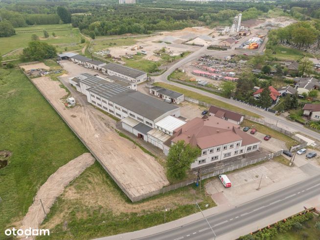 Duży obiekt z halami, częścią biurową i socjalną