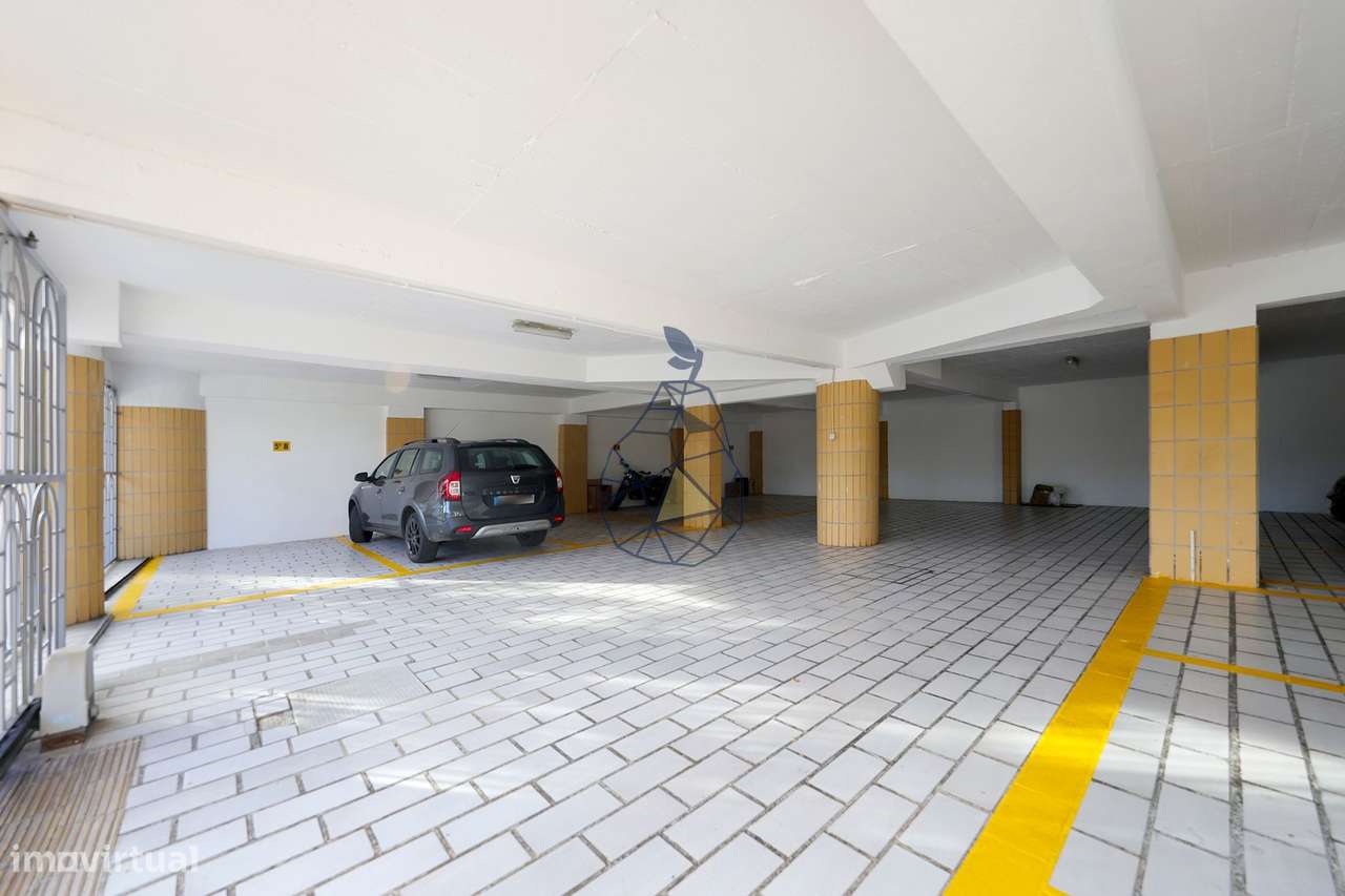 Apartamento T2 virado a Sul , com Garagem na Vila Rosa - Portimão-41