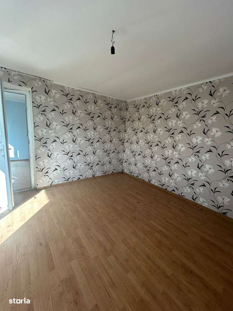 Casa din 2013 in Mogosesti foarte aproape de asfalt-5