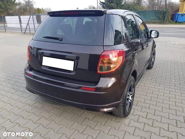 Suzuki SX4 1.6 VVT 4x2 City+ - 17