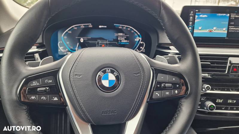 BMW Seria 5 530e iPerformance Aut. Sport Line - 16